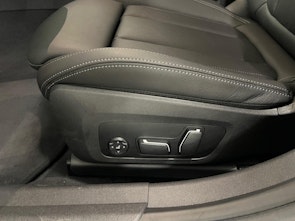 Vehicle image BMW 320d xDrive Touring M-Sport