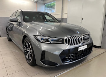 Vehicle image BMW 320d xDrive Touring M-Sport Vehicle image BMW 320d xDrive Touring M-Sport