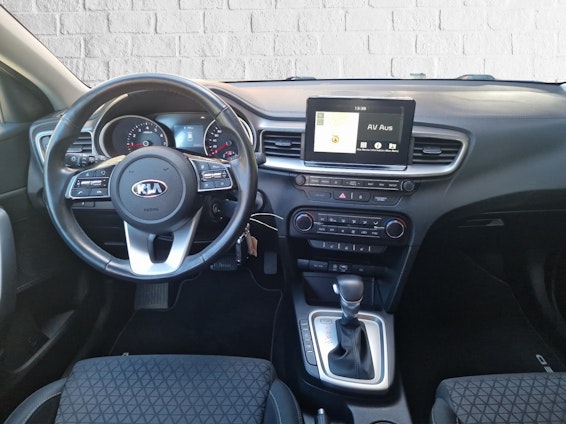 Vehicle image 4 Vehicle image 4