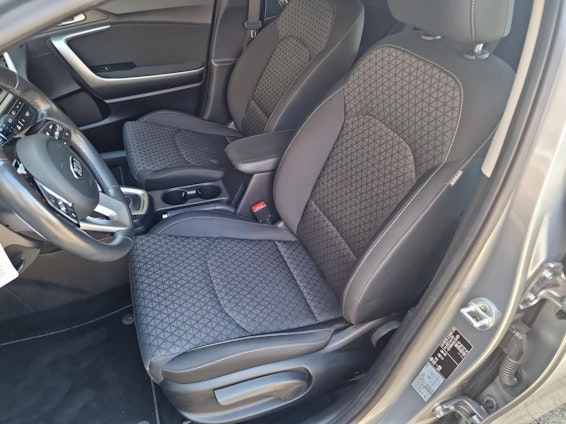 Vehicle image 7 Vehicle image 7