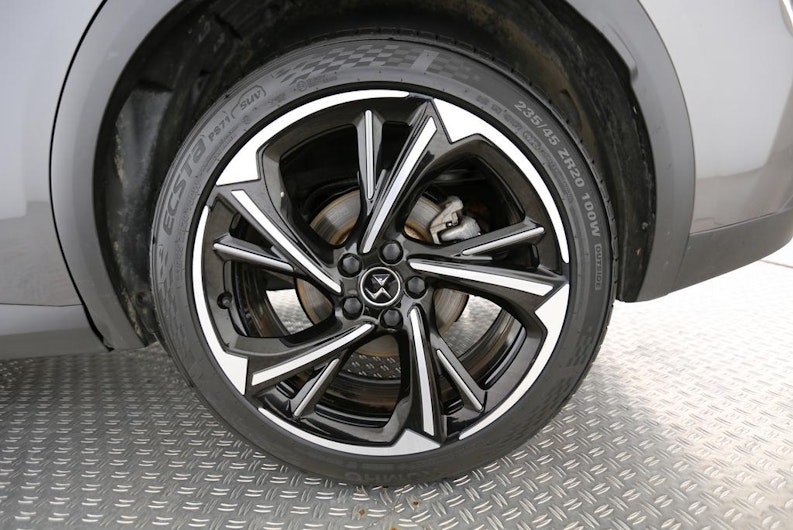 Vehicle image DS AUTOMOBILES DS7