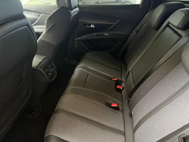 Peugeot 3008 1.6 Plug-in Hybrid Allure Pack