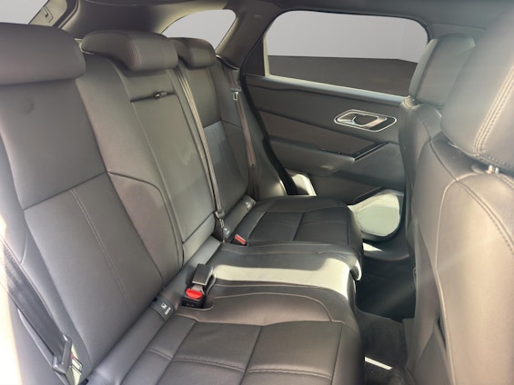 Vehicle image 10 Vehicle image 10