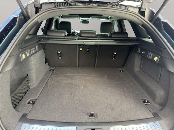 Vehicle image 11 Vehicle image 11