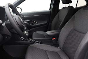 Vehicle image TOYOTA Yaris Cross 1.5 VVT-i HSD Trend AWD-i