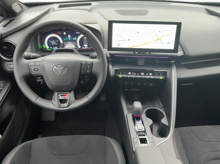 Vehicle image TOYOTA C-HR