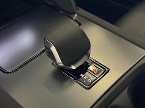 Vehicle image LAND ROVER Discovery Sport 1.5 T 270e Dynamic SE