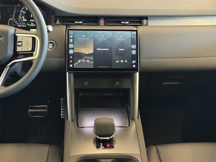 Vehicle image LAND ROVER DISCOVERY SPORT