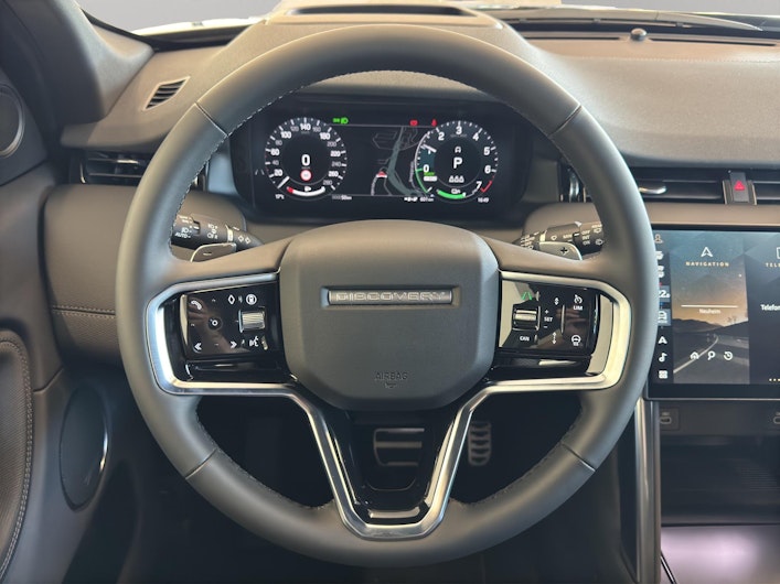 Vehicle image LAND ROVER DISCOVERY SPORT