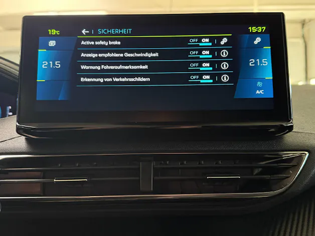 Peugeot 3008 1.6 Plug-in Hybrid Allure Pack