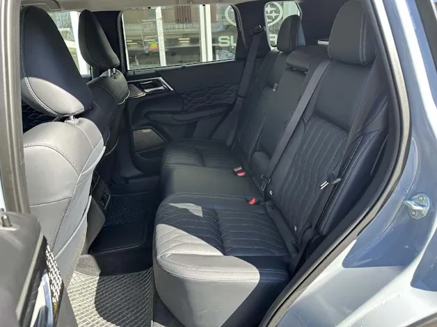 Mitsubishi Outlander 2.4 PHEV Instyle 4x4