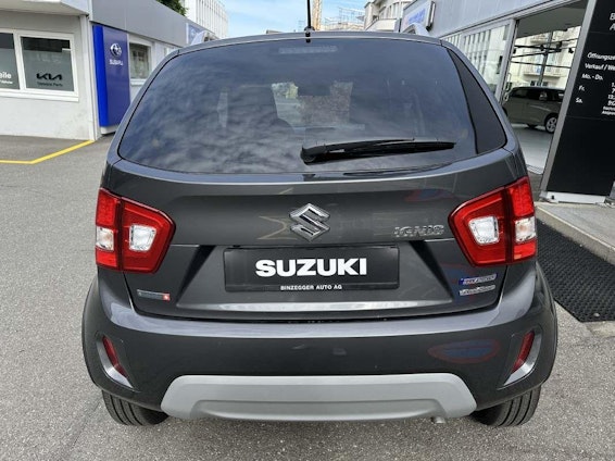 Vehicle image 4 Vehicle image 4