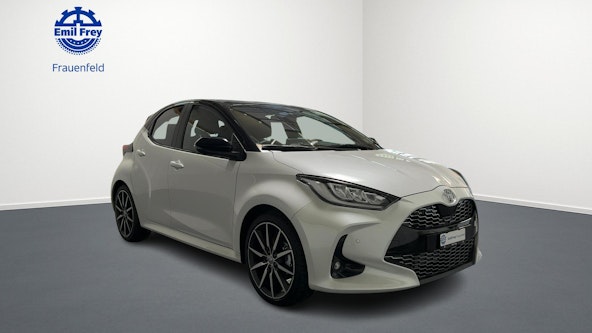 Vehicle image 6