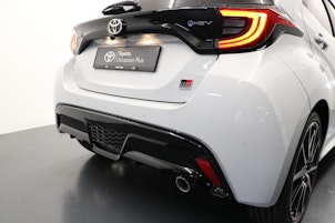 Vehicle image TOYOTA Yaris 1.5 VVT-i HSD GR Sport