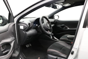 Vehicle image TOYOTA Yaris 1.5 VVT-i HSD GR Sport