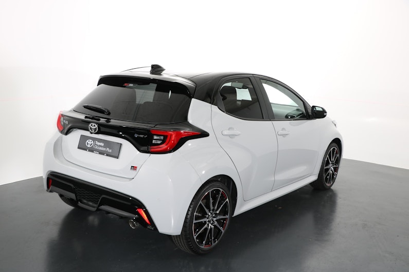 Vehicle image TOYOTA YARIS