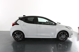 Vehicle image TOYOTA Yaris 1.5 VVT-i HSD GR Sport