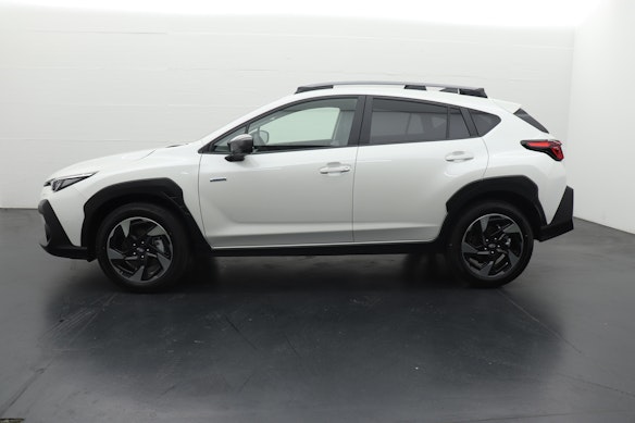 SUBARU Crosstrek 2.0i e-Boxer Swiss Plus 3