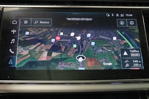 Vehicle image AUDI Q8 3.0 55 TFSI quattro T-Tronic