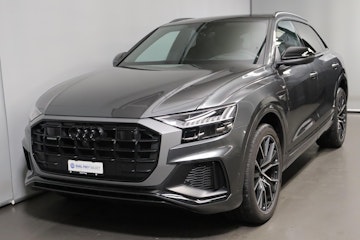 Vehicle image AUDI Q8 3.0 55 TFSI quattro T-Tronic