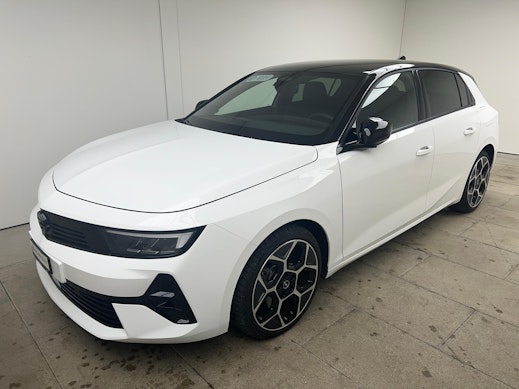 OPEL Astra 1.6 T PHEV 180 Swiss Plus 1