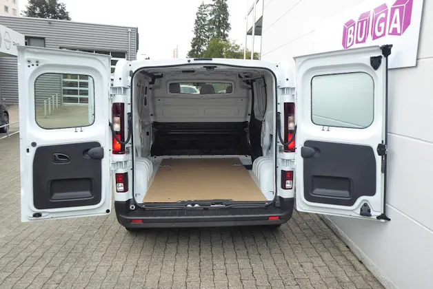 Nissan Primastar Kaw. 3.0 t L1 H1 2.0 dCi Acenta