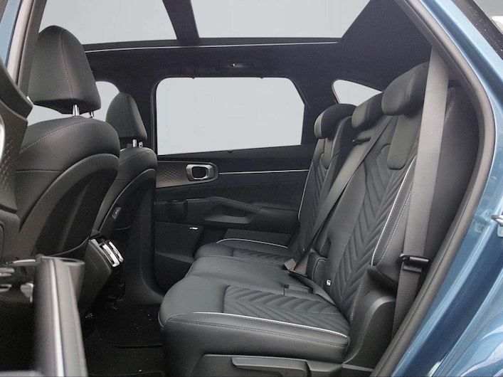 Vehicle image KIA SORENTO