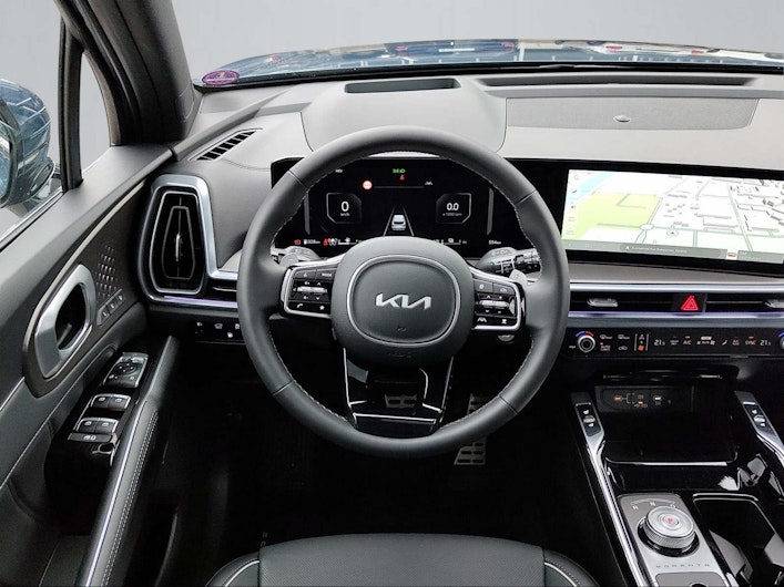 Vehicle image KIA SORENTO