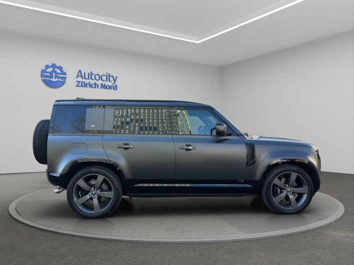 Vehicle image LAND ROVER DEFENDER