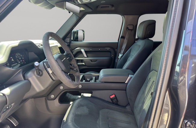 Vehicle image 6 Vehicle image 6