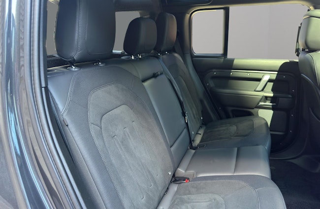 Vehicle image 9 Vehicle image 9