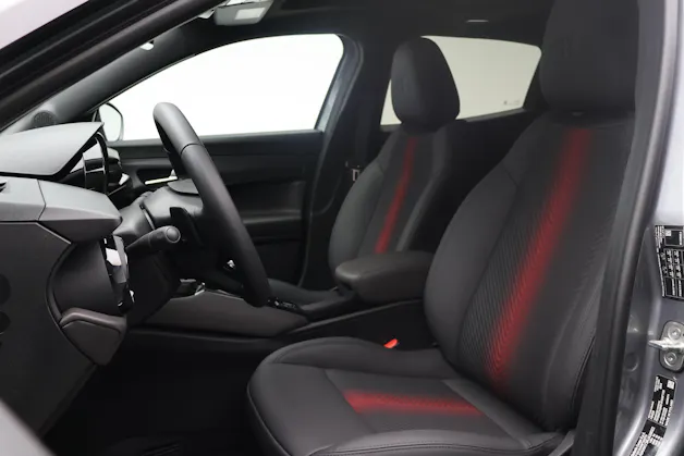 Alfa Romeo Junior 1.2 Ibrida Q4 Pack Tech & Sky