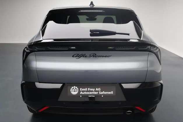 Alfa Romeo Junior 1.2 Ibrida Q4 Pack Tech & Sky