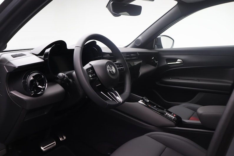 Vehicle image ALFA ROMEO JUNIOR