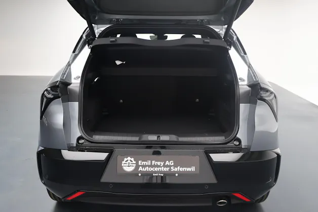 Alfa Romeo Junior 1.2 Ibrida Q4 Pack Tech & Sky