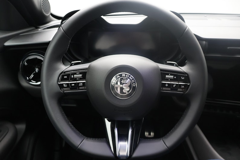 Vehicle image ALFA ROMEO JUNIOR