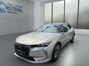 DS Automobiles 4 1.2 Hybrid Pallas