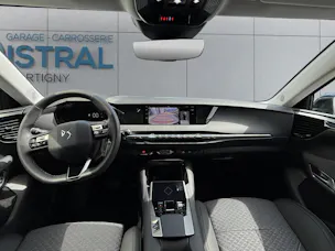 DS Automobiles 4 1.2 Hybrid Pallas