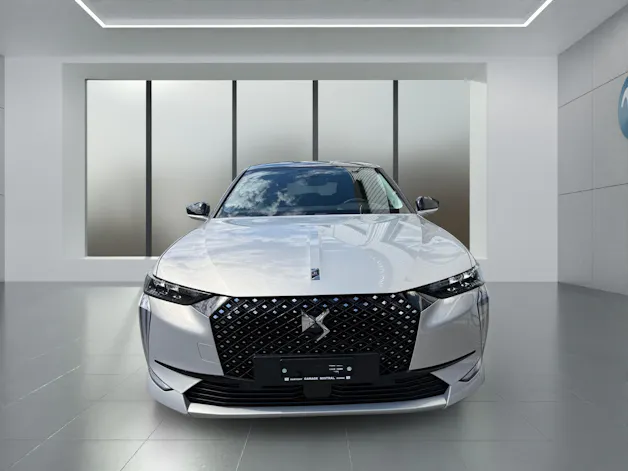 DS Automobiles 4 1.2 Hybrid Pallas