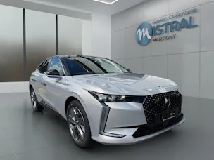 DS Automobiles 4 1.2 Hybrid Pallas