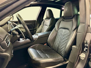 https://vehicle.imgix.net/3860972/16b4b6f4-8023-48b0-b90e-6f93e4fe9d37.jpg