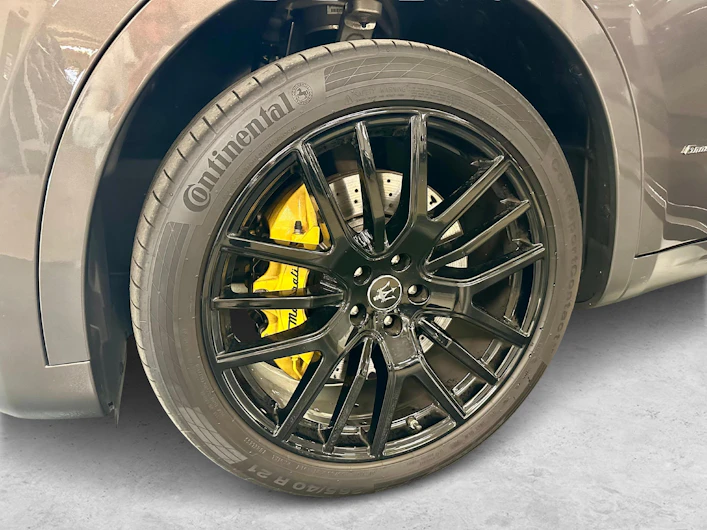 image du véhicule MASERATI LEVANTE
