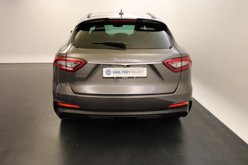 Vehicle image MASERATI LEVANTE