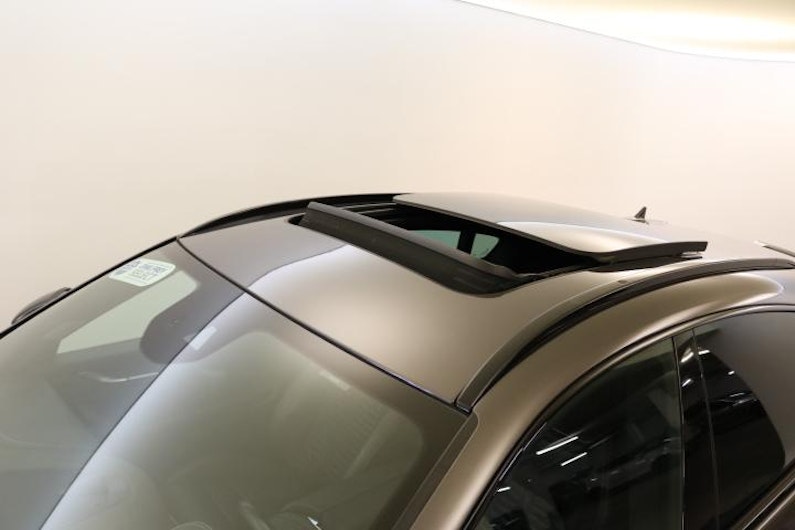 Vehicle image MASERATI LEVANTE