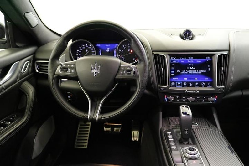 Vehicle image MASERATI LEVANTE