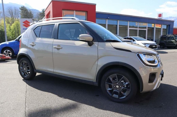 First vehicle image