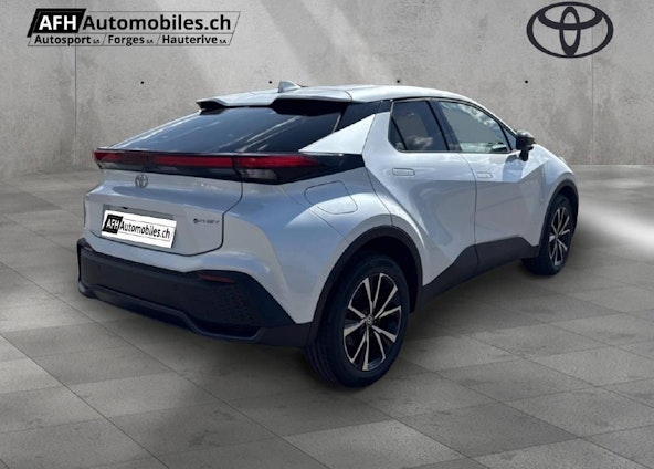 Vehicle image 12 Vehicle image 12