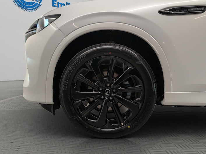 Vehicle image MAZDA CX-60