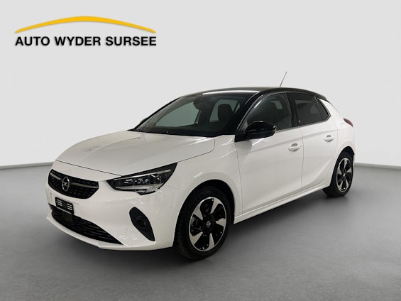 First vehicle image