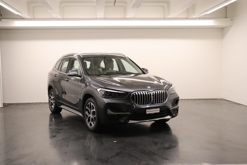Vehicle image BMW X1